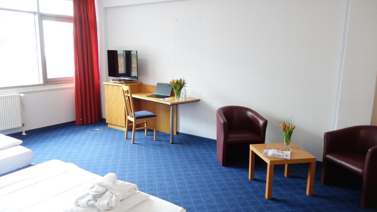 Plaza Inn Braunschweig City Nord Exterior foto